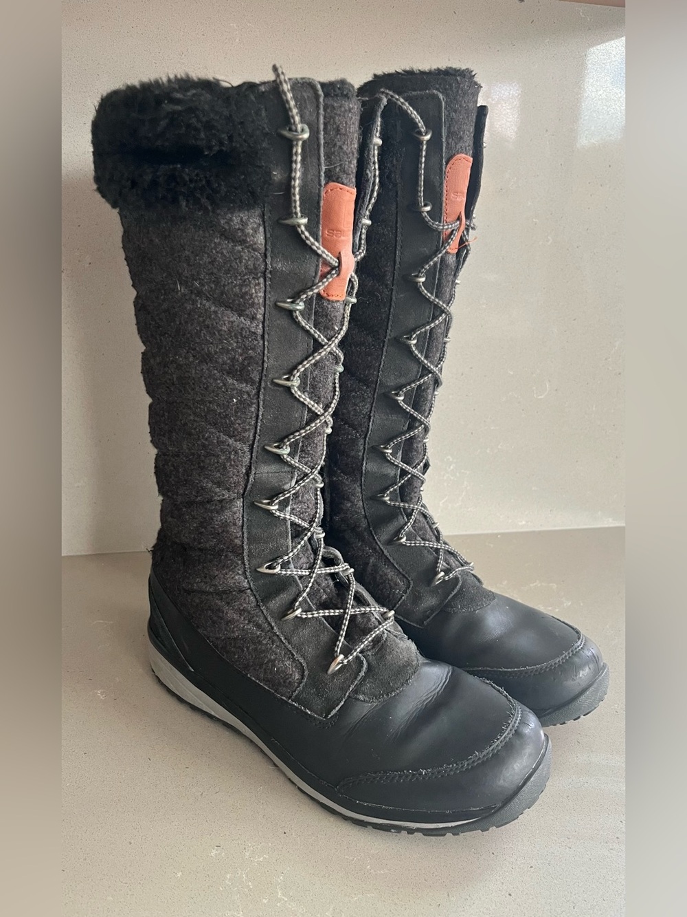 Salomon Hime High Snow Winter Boots Women’s Black Asphalt Pewter Size 7.5 US